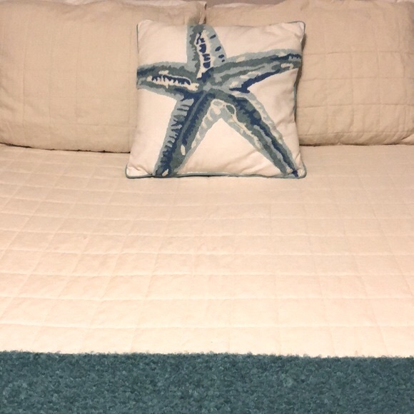 Embroidered Starfish Pillow - Picture 8 of 13